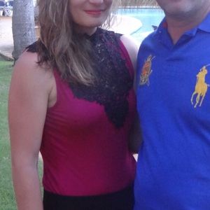 Venus top M, dark cherry never wore